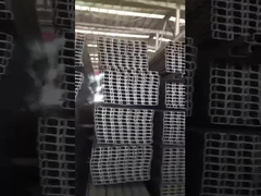 ท่อสี่เหลี่ยมสังกะสีจุ่มร้อน Pre Galvanized Square Rectangular Hollow Section Square Steel Pipe